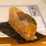 鮨まつもと - 鯖の箱寿司