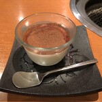 もっちゃん家 - 自家製ミルクプリン