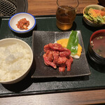 Yakiniku Kagura - お茶乗せたバージョン。