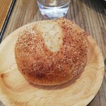 東ノハテノ国 - グラハム粉のぱん（200円）