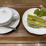 ガトウ専科 - 料理写真:シャインのケーキとカフェラテ