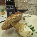 イタリアンレストラン Zucca - フレッシュポルチーニ茸！！