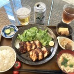 Koryouri Yoshitaka - 定食は小鉢3品とスープ付き
