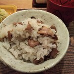 虎白 - ご飯は大盛りで頂きました。