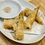 かつぎや - 今日もあったので絶対食べちゃう海老春巻