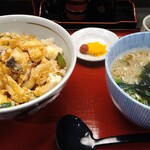 Meibutsu Geso Tendon To Jikasei Udon Otafuku - 丼にはミニうどんが付きます