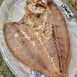 カネヒデ小林商店 - 見てこの色　しっとり仕上がった干物を焼くのがこんなに楽しみになるとは思いませんでした