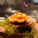 IZA - 北海道産バフンウニのタルト仕立てアップ