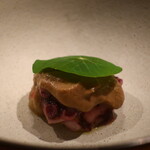 IZA - タコの赤ワインマリネ仕立てアップ