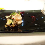 旬鮮魚(帆立貝)と秋のきのこの炙り焼き