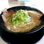 ラーメン食堂 神豚 - 