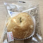 新千歳空港 ダイヤモンド・プレミアラウンジ - 「JAL特製焼きカレーパン」