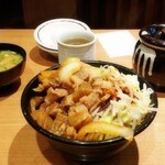 新橋　岡むら屋 - 野菜肉めし＋Aセット