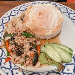 サイアム - パッガパオムー