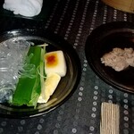 瀬里奈 - しゃぶしゃぶのスープで調理した、宮崎県産の特選牛リブロースとくずきり、九条ネギ、餅などです。