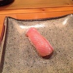 龍寿し - H24.11  ブリ