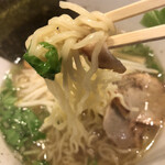 香味徳  - 中太縮れ麺