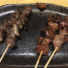 Kushiyaki onba - 鶏はつ、鶏レバー