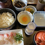 季節料理 魚吉  - 