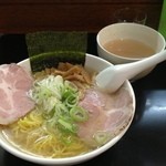 一条流がんこ総本家分家四谷荒木町 - 「ロイヤル皇帝スープ＆スッキリ海老ラーメン」1200円（2012年11月）