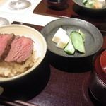 神保町 傳 - 食事　和牛と生姜の炊きごみご飯