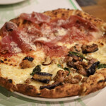 ア フェネステッラ - 