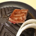 不老ふ死温泉 - 深浦黒毛和牛のステーキ