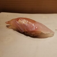 鮨m - 