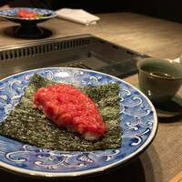 USHIGORO S. GINZA - ランプ肉の大葉抜き