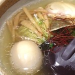 塩ラーメン！うまっ！