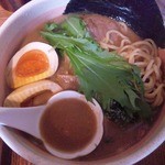 ぴかいち - 限定ラーメン 麺とスープ