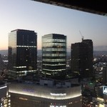 みつけ - グランフロント大阪　　2013年4月26日オープン。　　左から、南館（Ａ棟）、北館タワーＢ、タワーＣ、マンション。　の４棟。