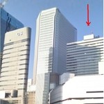 阪急グランドビル（右のビル）　　３１階です。