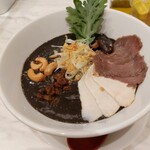 みなとや - インパクト最強、真っ黒けっけの一杯