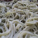 石臼挽き蕎麦香房 山の実 - 生粉打ち蕎麦アップ