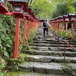 ふじや - ふじやさんの目の前が貴船神社　まずはお参りをしてから～