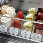 オーボンヴュータン - アイスコーナー左側