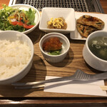 焼肉ダイニング GYUBEI 新宿ミロード店 - 