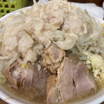 ラーメン二郎 - たっぷりアブラ