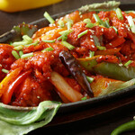 BOMBAY SIZZLERS - Chilli Chicken 