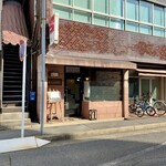 Cafe＆Lunch Nakamura - 巾下橋の一本西の筋です