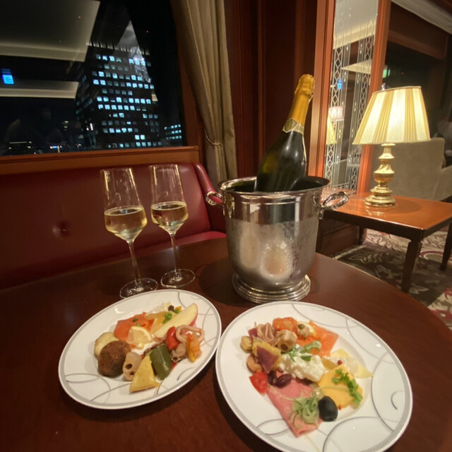 Anaクラウンプラザホテル大阪 クラブラウンジ Ana Crowne Olaza Osaka Club Lounge 大江橋 ラウンジ 食べログ