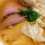 自家製麺 つきよみ - 特製ワンタン麺(塩)