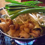 Bun Chan - 炙りもつ鍋（みそ味）