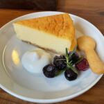 Kosaji-ichi cafe and lifestyle shop - チーズケーキ