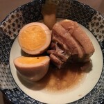 うどん＆ Bar にじの木 - 早い者勝ち角煮