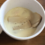丸光園松茸山 - 茶碗蒸し　松茸たっぷり　　まみこまみこ