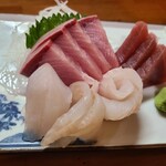 hide’s dining 遊 - 刺身ー。これで1000円位かな？