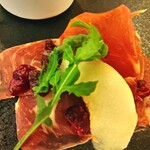 フォーシーズン・ダイニングルーム - 10/16　生ハム　南水添え