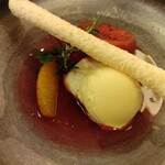 フォーシーズン・ダイニングルーム - 10/16　いちじくのコンポート　ローズマリー蜂蜜アイス添え　アップ